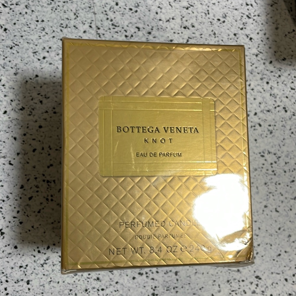Bottega Veneta Knot Eau De Parfum perfumed candle